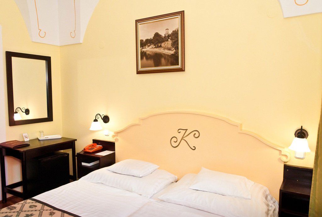 Hotel Klastrom Győr Extérieur photo
